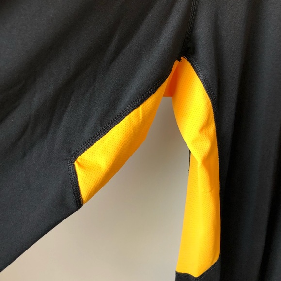 Nike Performance Shirt - Picture 4 of 6